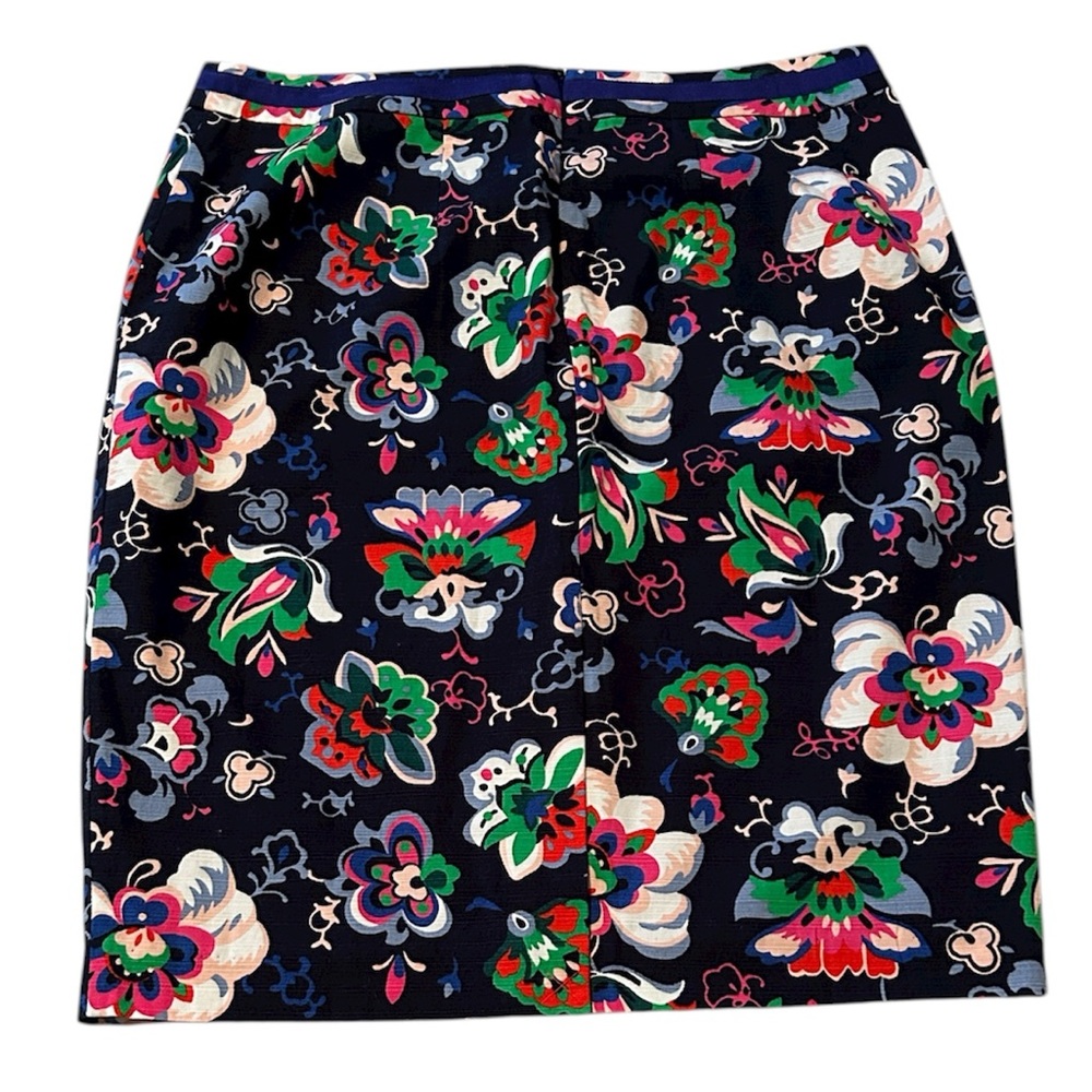 Boden Modern Pencil Skirt. Size 10R. Navy blue with Floral design. New with tags - Picture 2 of 6